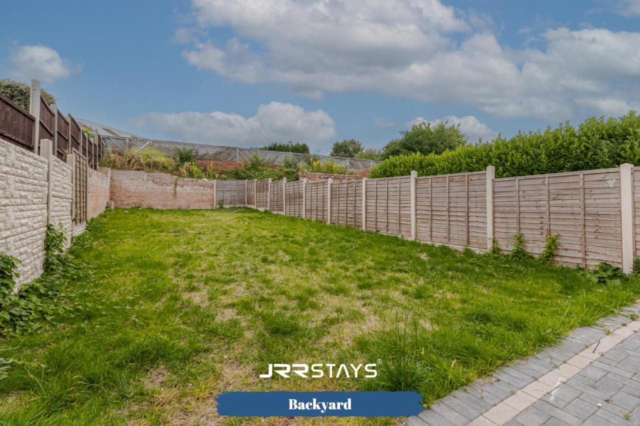 Coseley Tipton 3 Bedroom House Garden Sleeps 7 - Jrr Stays מראה חיצוני תמונה